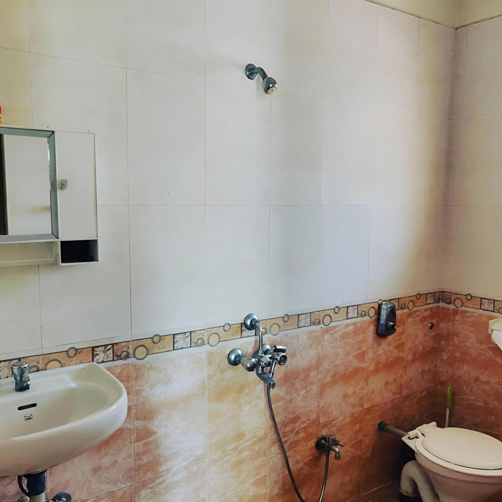 קלנגוטה Ocean Walk Apartments 2Bhk מראה חיצוני תמונה